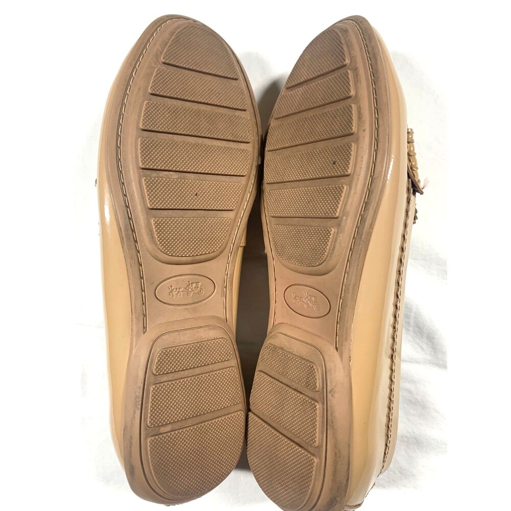 Coach Odette Tan Patent Leather Loafers Flats Womens Size 7 Gold Logo Preppy - Picture 8 of 8